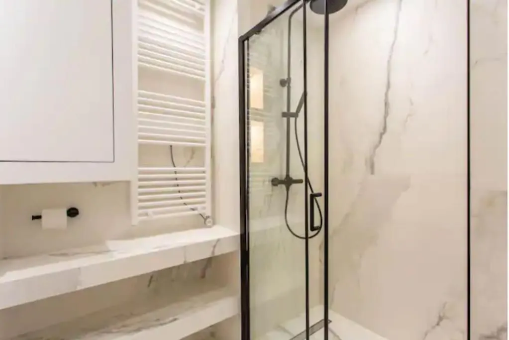 Central Apartment Tronchet 1G Παρίσι