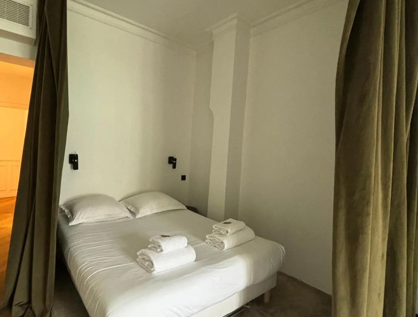 Central Apartment Tronchet 1G Παρίσι Γαλλία